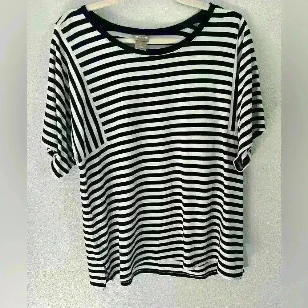 Chico’s Women’s Black & White Striped Short Sleeve Top Size 2 Large